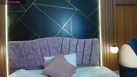 Moriah online show from 03/17/26, 12:41