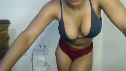 Mellisa online show from 12/03/24, 01:54