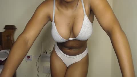 Mellisa online show from 12/03/24, 09:45