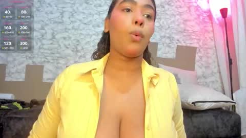Snapshot of morochaa_fire chatting on 09/14/25, 11:20 Morocha  online show from 09/14/25, 11:20