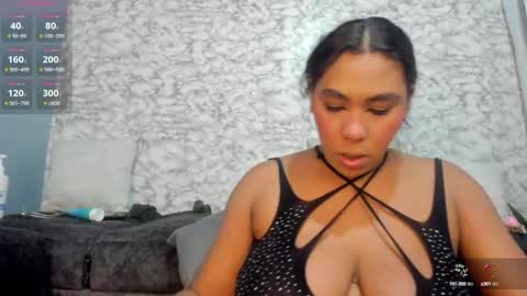 Snapshot of morochaa_fire chatting on 09/15/25, 11:21 Morocha  online show from 09/15/25, 11:21