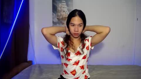 Snapshot of morrislivecumshow chatting on 05/18/26, 03:35 Morris online show from 05/18/26, 03:35