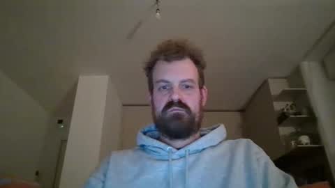 Snapshot of morritz chatting on 01/08/26, 08:22 morritz online show from 01/08/26, 08:22