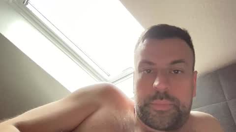 Snapshot of morty87geil chatting on 03/25/26, 07:03 morty87geil online show from 03/25/26, 07:03