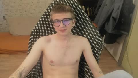 Snapshot of mortywithlove chatting on 05/12/26, 04:09 Morty online show from 05/12/26, 04:09