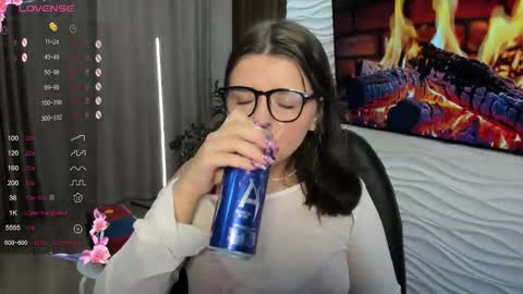 mori online show from 11/23/25, 01:33