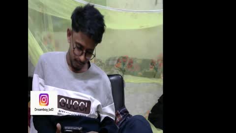 Snapshot of moso999 chatting on 12/22/25, 06:05 moso999 online show from 12/22/25, 06:05