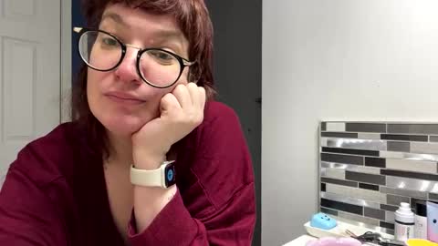 Snapshot of mossy_mommy chatting on 02/17/25, 01:53 Mossy Mommy online show from 02/17/25, 01:53