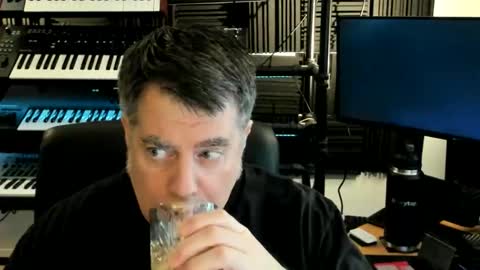 mostly_unbothered online show from 03/20/26, 09:14