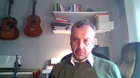 Snapshot of mot_ron79 chatting on 03/06/26, 08:33 mot_ron79 online show from 03/06/26, 08:33