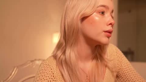 Snapshot of mother__of__dragons chatting on 10/04/25, 11:47 Deni and Jett my weekly schedule online show from 10/04/25, 11:47