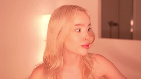 Snapshot of mother__of__dragons chatting on 11/13/25, 10:19 Deni and Jett my weekly schedule online show from 11/13/25, 10:19