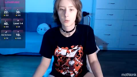 mothkink Moth  -  online show from 10/24/25, 04:03