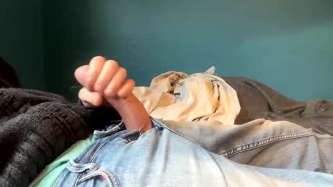 Snapshot of mouillelenos chatting on 03/14/26, 09:04 CamO online show from 03/14/26, 09:04