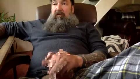 Snapshot of mountainman69696 chatting on 05/09/26, 06:35 mountainman69696 online show from 05/09/26, 06:35