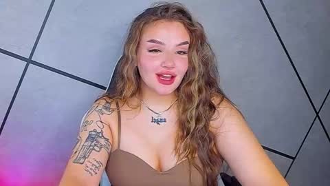 Snapshot of mousemother chatting on 09/23/25, 07:06 Carolina online show from 09/23/25, 07:06