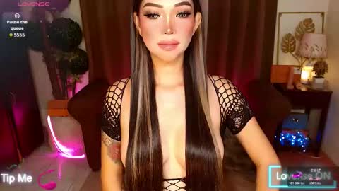 mouthwatering_ayesha online show from 11/09/25, 12:20