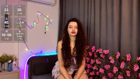 Snapshot of movessa chatting on 01/17/26, 12:15 Luna online show from 01/17/26, 12:15