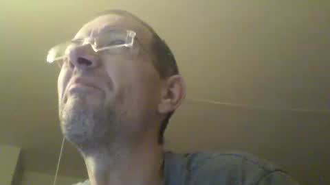 Snapshot of moviem1978 chatting on 02/24/25, 04:47 Frederik online show from 02/24/25, 04:47