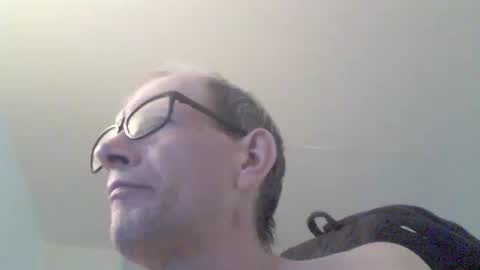 Snapshot of moviem1978 chatting on 05/24/26, 06:57 Frederik online show from 05/24/26, 06:57