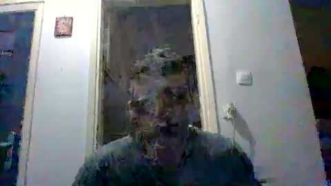 Snapshot of mppempis81 chatting on 11/18/25, 09:41 mppempis81 online show from 11/18/25, 09:41