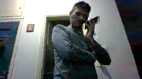 Snapshot of mppempis81 chatting on 12/01/25, 04:01 mppempis81 online show from 12/01/25, 04:01