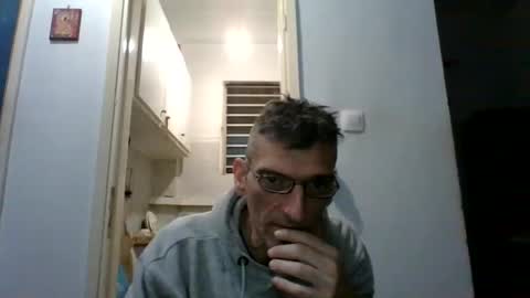 Snapshot of mppempis81 chatting on 05/08/26, 07:30 mppempis81 online show from 05/08/26, 07:30