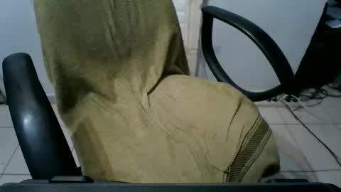 Snapshot of mppempis81 chatting on 06/11/26, 02:53 mppempis81 online show from 06/11/26, 02:53