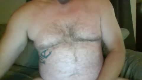 Snapshot of mr1bucket chatting on 10/08/25, 01:03 mr1bucket online show from 10/08/25, 01:03