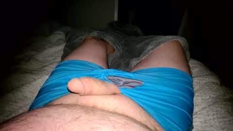 Snapshot of mr1bucket chatting on 10/24/25, 03:14 mr1bucket online show from 10/24/25, 03:14