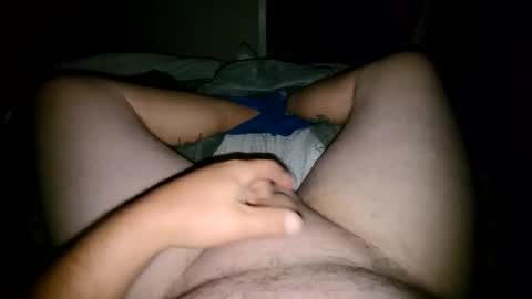 Snapshot of mr1bucket chatting on 10/26/25, 03:34 mr1bucket online show from 10/26/25, 03:34