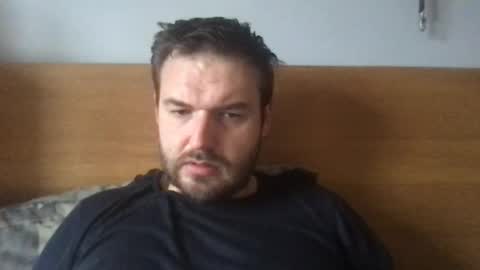 Snapshot of mr834565 chatting on 11/15/25, 11:40 mr834565 online show from 11/15/25, 11:40