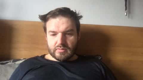 Snapshot of mr834565 chatting on 11/23/25, 11:10 mr834565 online show from 11/23/25, 11:10