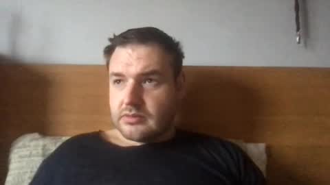 Snapshot of mr834565 chatting on 12/22/25, 12:02 mr834565 online show from 12/22/25, 12:02