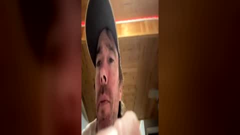 Snapshot of mr_a420 chatting on 06/16/26, 01:19 mr_a420 online show from 06/16/26, 01:19