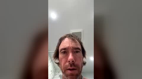 Snapshot of mr_a420 chatting on 06/19/26, 06:07 mr_a420 online show from 06/19/26, 06:07