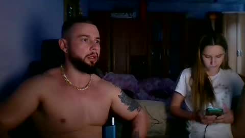 Snapshot of mr_and_mrs_orld chatting on 01/01/25, 09:07 JohnDiana online show from 01/01/25, 09:07