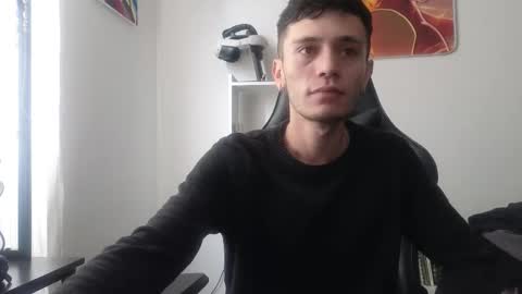 Snapshot of mr_andresr chatting on 03/04/26, 06:58 Andy online show from 03/04/26, 06:58