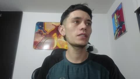 Snapshot of mr_andresr chatting on 04/30/26, 02:51 Andy online show from 04/30/26, 02:51
