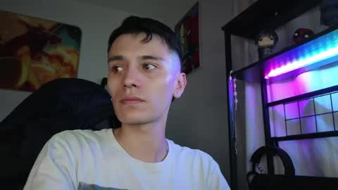 Snapshot of mr_andresr chatting on 05/28/26, 03:15 Andy online show from 05/28/26, 03:15