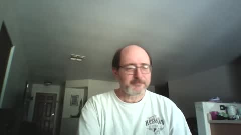 Snapshot of mr_anonymous57 chatting on 04/30/26, 08:57 MrAnonymou57 online show from 04/30/26, 08:57