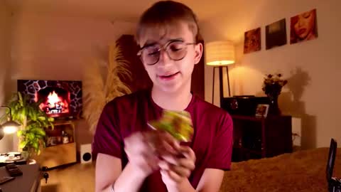 Mr Evans online show from 09/11/25, 04:18