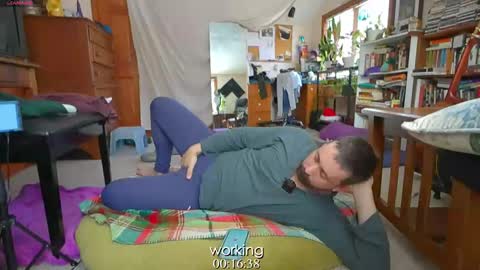 Snapshot of mr_foxxy chatting on 02/10/25, 03:53 ninko online show from 02/10/25, 03:53