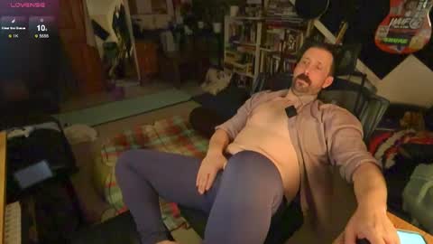 Snapshot of mr_foxxy chatting on 02/13/25, 01:19 ninko online show from 02/13/25, 01:19