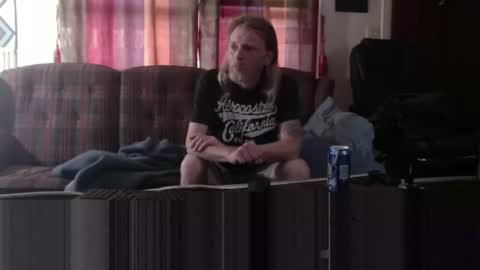 Snapshot of mr_happy12 chatting on 10/18/25, 04:41 mr_happy12 online show from 10/18/25, 04:41