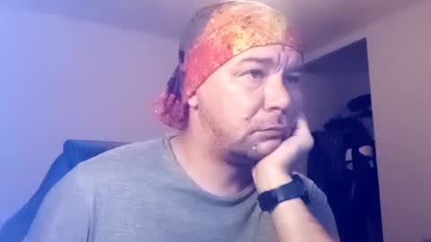 Snapshot of mr_i_ chatting on 12/29/24, 09:41 mr_i_ online show from 12/29/24, 09:41