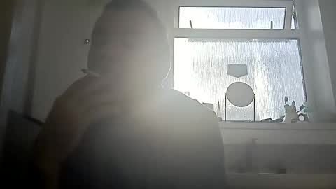 Snapshot of mr_i_ chatting on 01/31/25, 10:42 mr_i_ online show from 01/31/25, 10:42