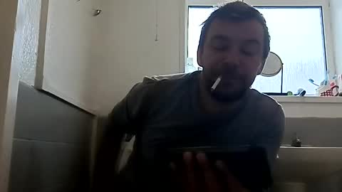 Snapshot of mr_i_ chatting on 02/23/25, 11:11 mr_i_ online show from 02/23/25, 11:11