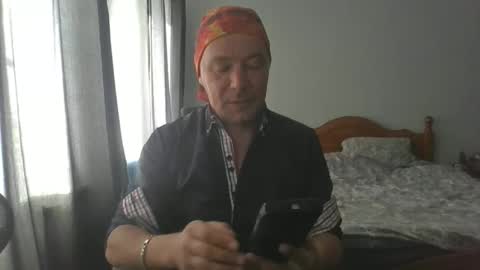 mr_i_ online show from 05/11/26, 04:04