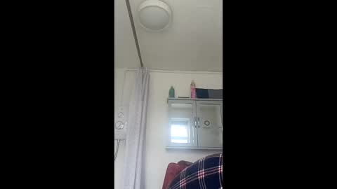 mr_i_ online show from 05/15/26, 08:54